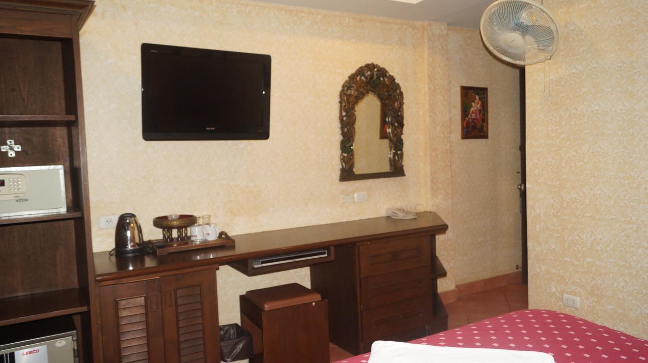 Queen Victoria Inn Pattaya Exteriér fotografie